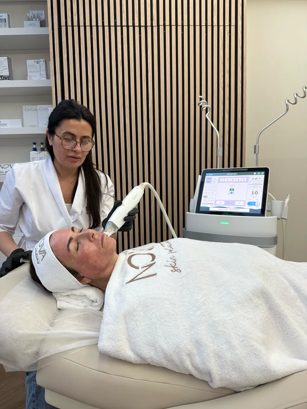 Treatment with Potenza at the Center of Excellence in Amsterdam